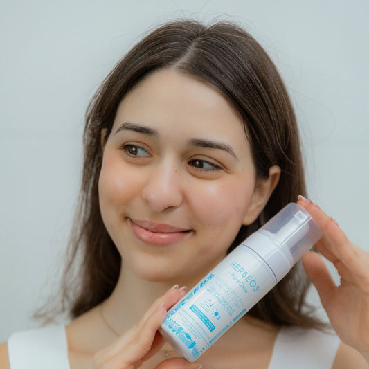 HERBÉOS™ |  Mousse nettoyante purifiante Anti-imperfections 150 ml Pure Glow