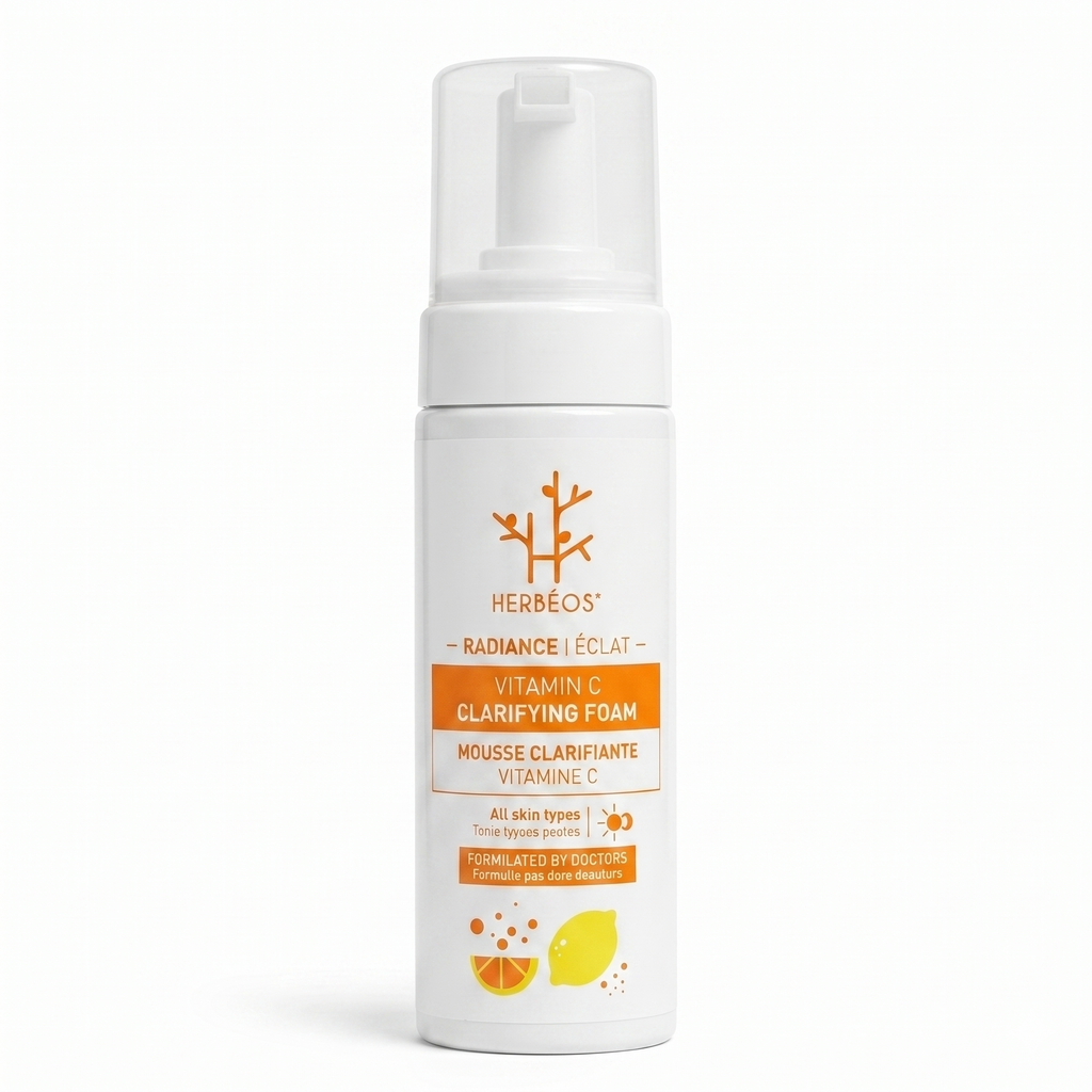 Flacon mousseur de la Mousse Nettoyante Éclat Vitamine C Herbéos 150 ml